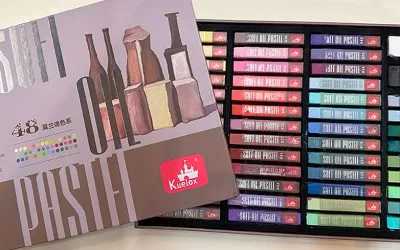 Review of Lightwish Soft Oil Pastels by Kuelox